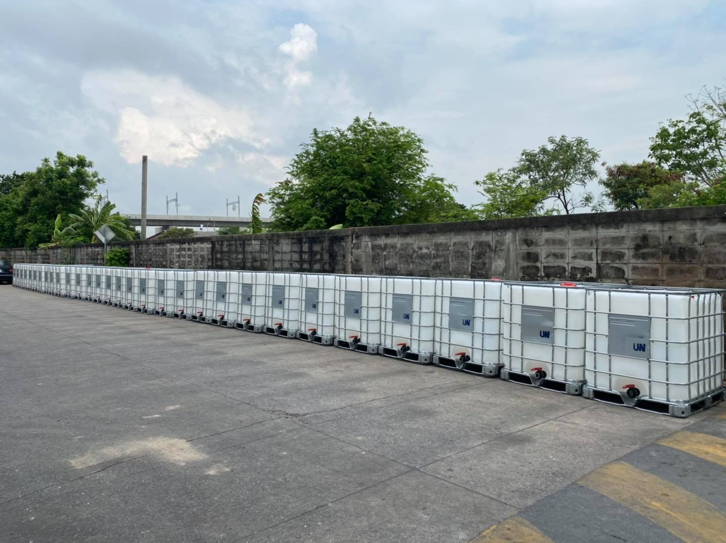 13 - https://ให้เช่าถัง.com | ให้เช่าถัง IBC ชนิดพลาสติกและสแตนเลสสตีล ขนาดตั้งแต่ 1,000 ลิตร ขึ้นไป สำหรับงานอุตสาหกรรม,เคมี,งานอีเว้นท์ และอื่นๆ